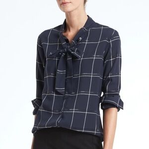 Banana Republic Dillon Shirt in white blue plaid with tie neck Medium